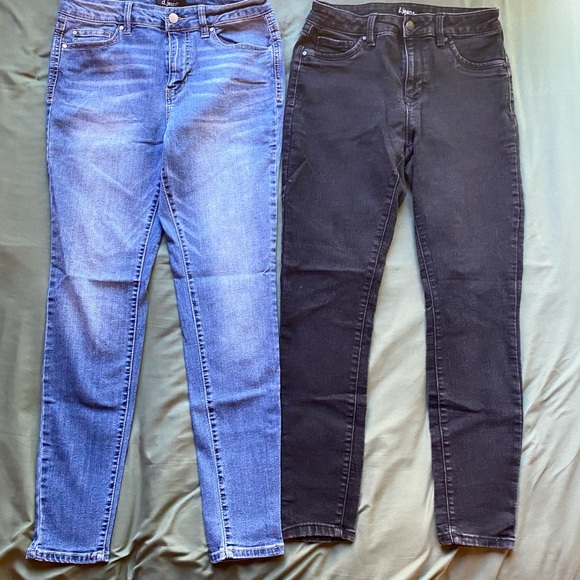 Bundle of 2 pairs of jeans - Picture 3 of 4